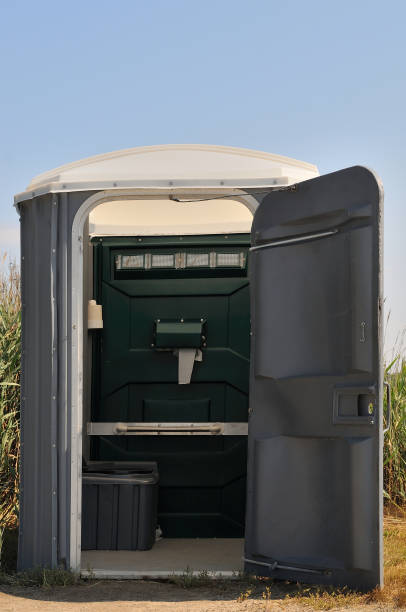 Best Portable toilet rental cost  in Wickliffe, OH